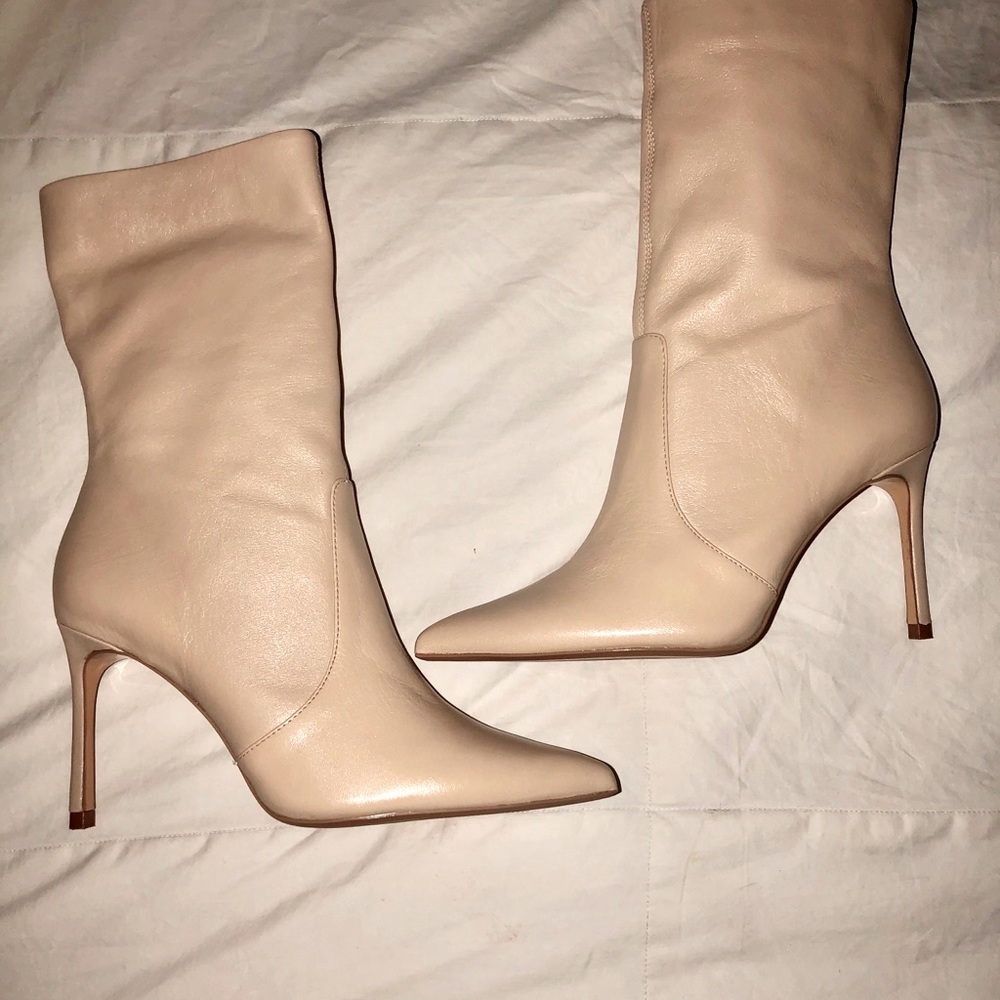 Zara’s genuine Leather booties (sold )